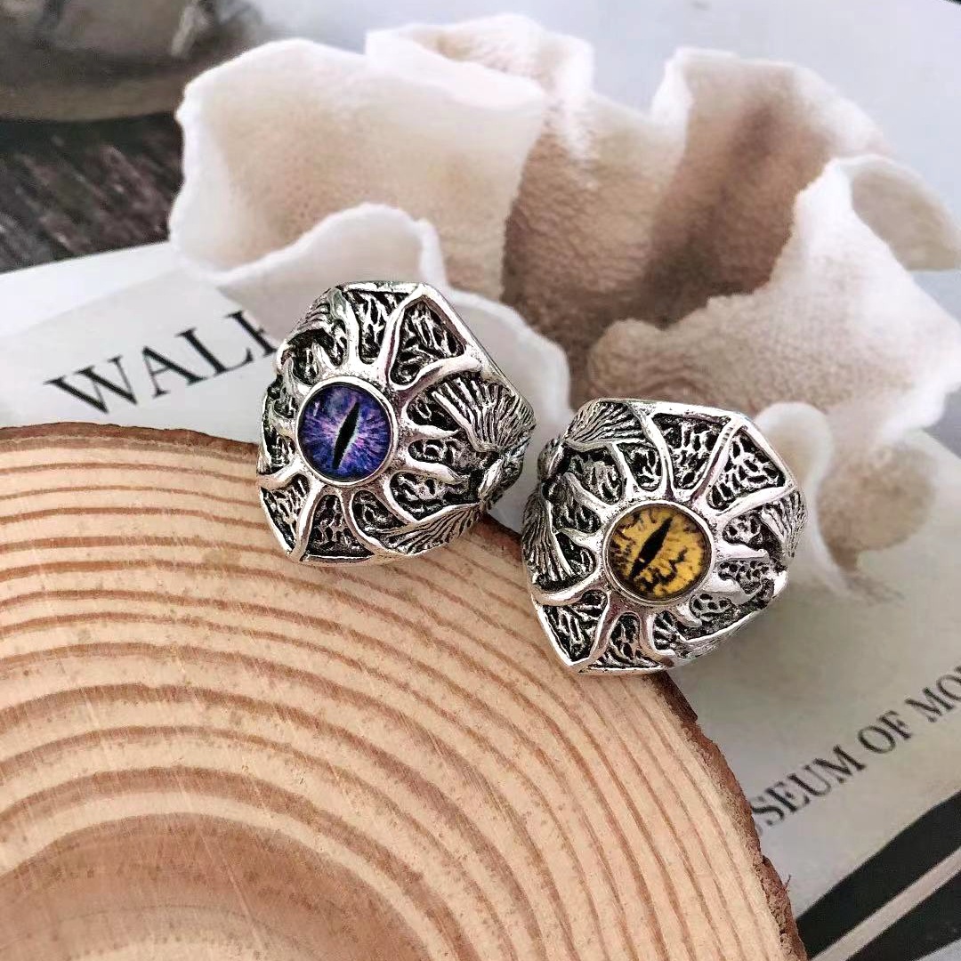Retro Demon Eye Adjustable Ring for Men - Image 2