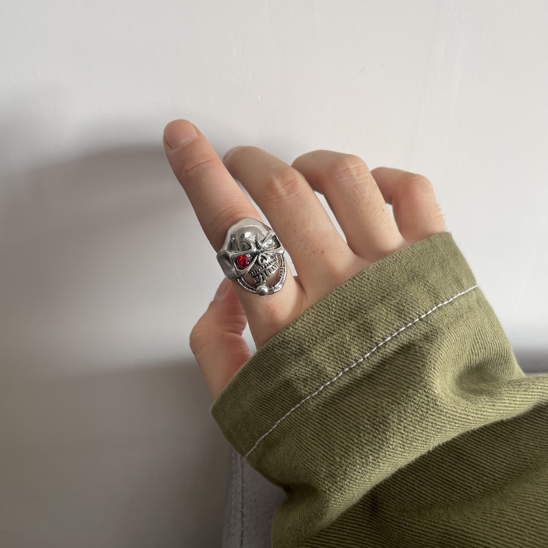 Men's Retro Skull Ring - Image 6