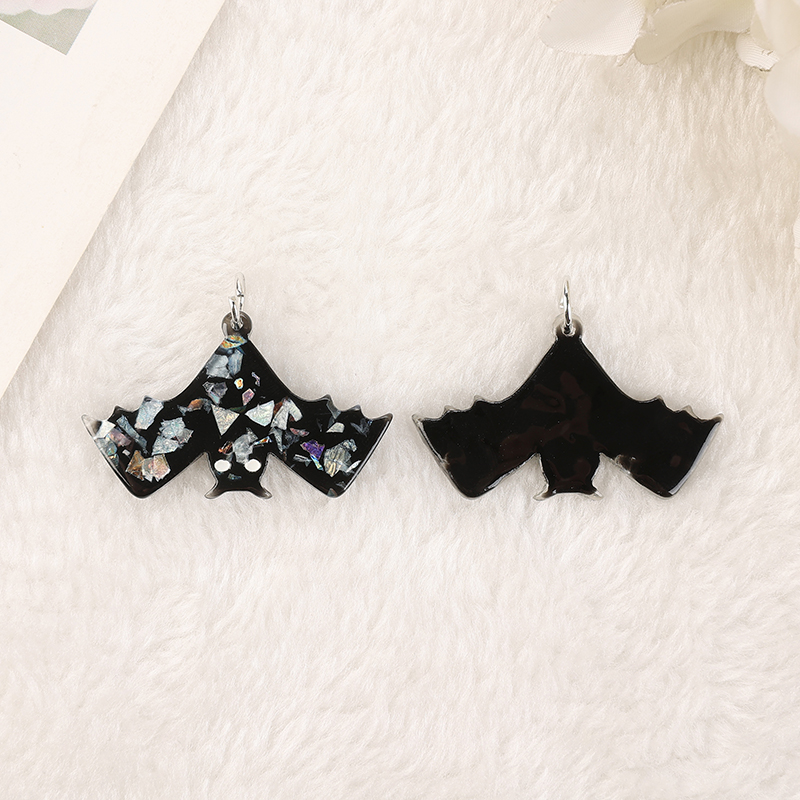 8-Piece Black Bat Resin Charms for Necklace Pendants & Keychains - DIY Halloween Crafts - Image 4