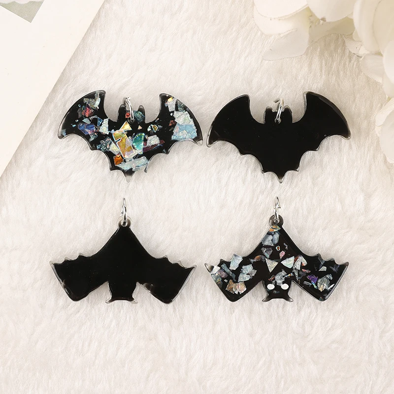 8-Piece Black Bat Resin Charms for Necklace Pendants & Keychains - DIY Halloween Crafts