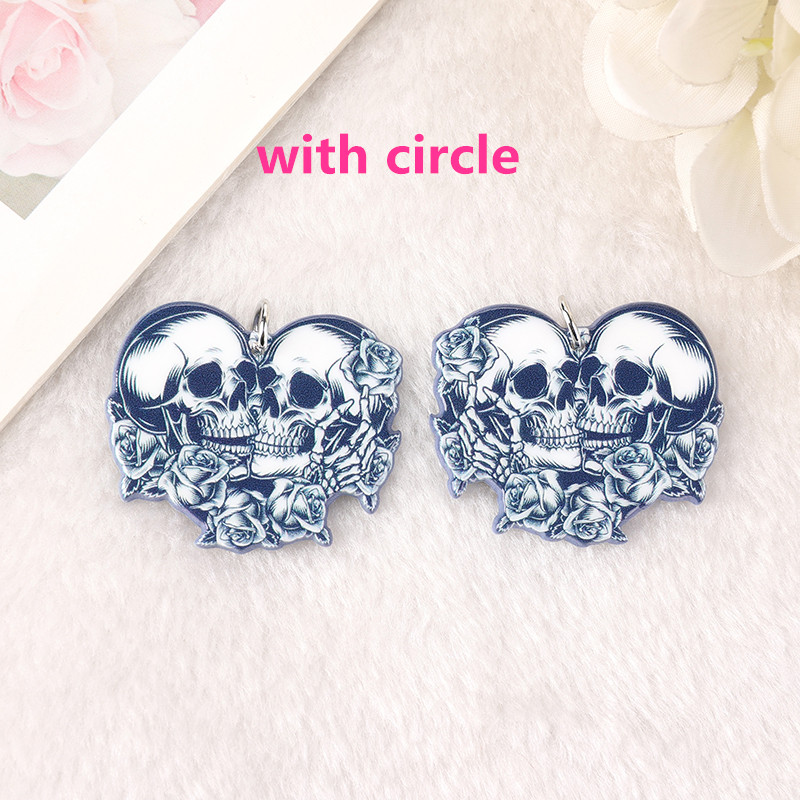 Skull with hoop