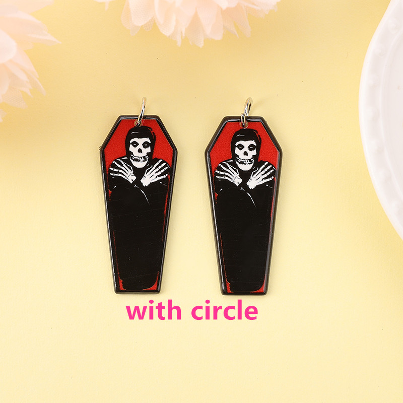 Coffin with circle