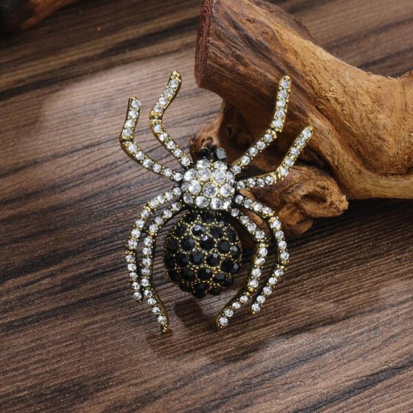 Vintage Rhinestone Spider Brooch