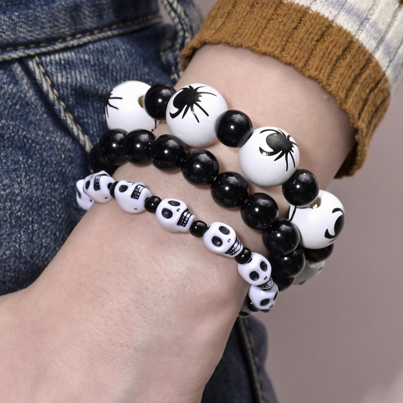 Black/White