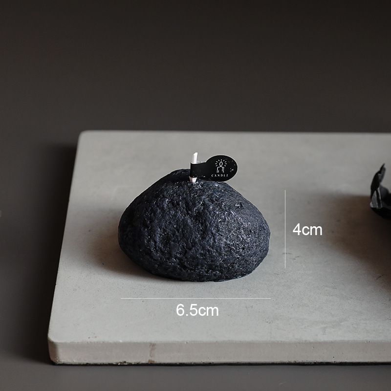 6.5 cm x 4 cm