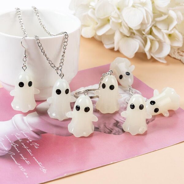 6pcs Halloween Glow-in-the-Dark Ghost Charms