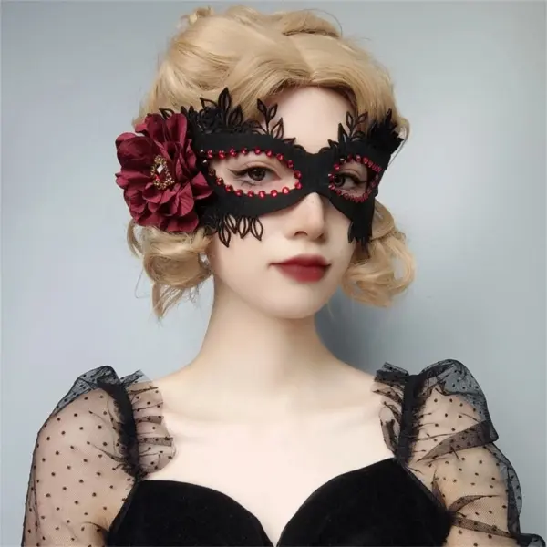 Sensual Black Lace Masquerade Eye Mask