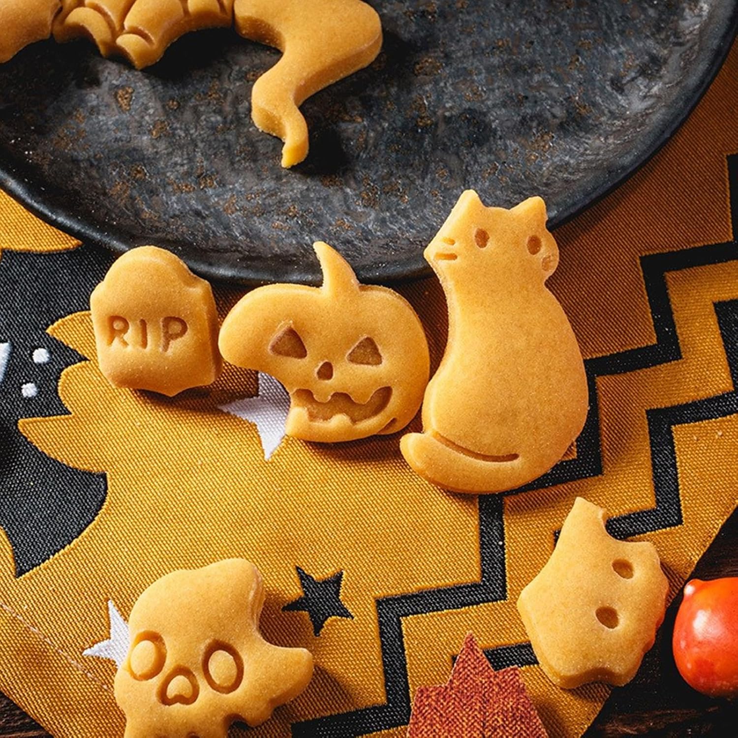 Halloween Cookie Cutter Set - Image 3