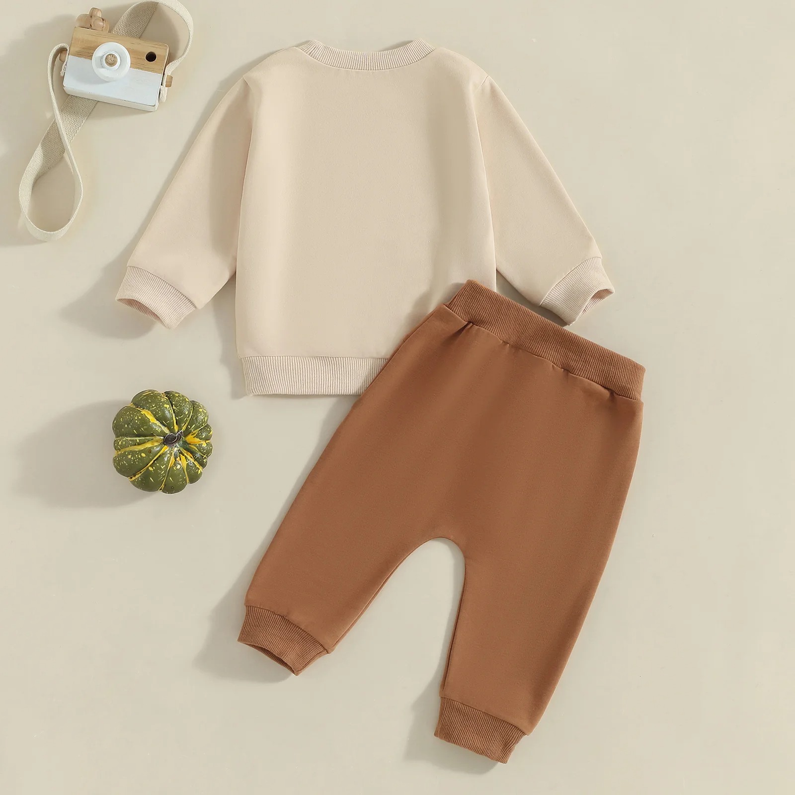 Kids Ghost Print Halloween Sweatshirt and Sweatpants Set - Image 3
