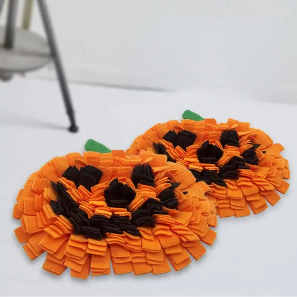 Holiday Pumpkin Dog Sniffing Toy