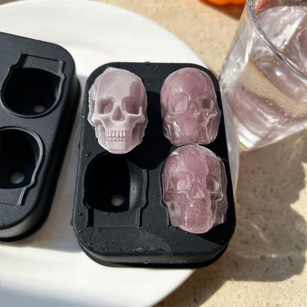 4 Grid 3D Skull Ice Cube Mold