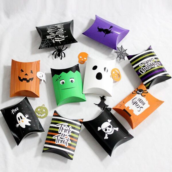 10pcs Halloween Themed Pillow-Shaped Candy Gift Boxes