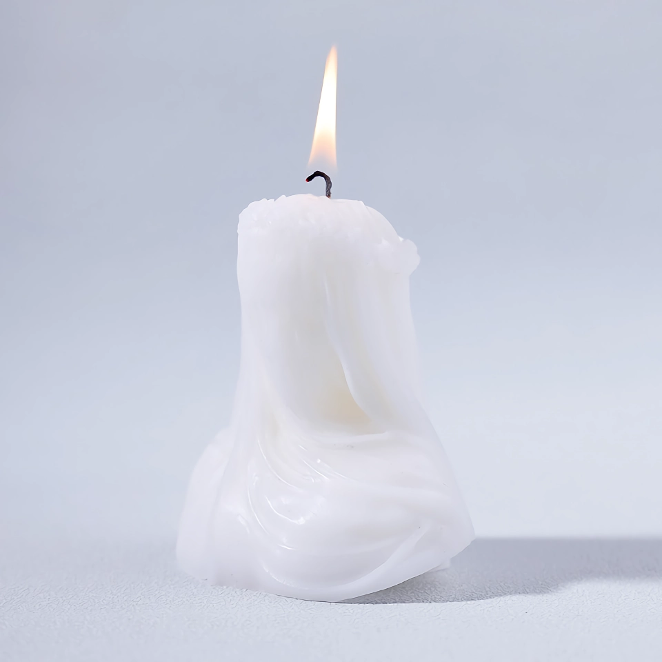 Veiled Girl Black Scented Candle for Halloween Decoration - Witchy Aromatherapy & Aesthetic Room Decor - Image 4