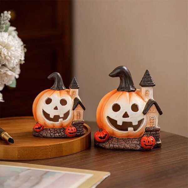 Halloween Pumpkin House Figurine – Resin Haunted House Tabletop Decor