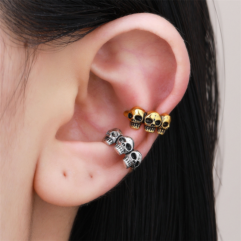 Gothic Skull Ear Cartilage Clip-On Earrings for Punk & Halloween