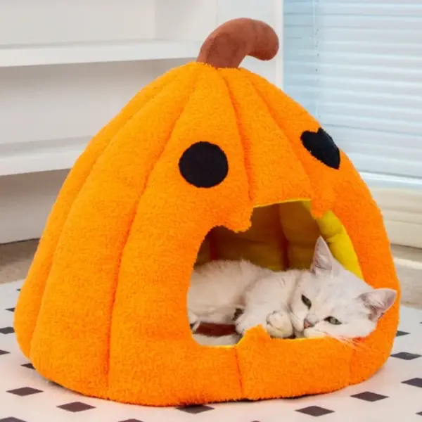Halloween Pumpkin Cat Bed – Velvet Waterproof Cozy Nest for Cats Under 15lbs