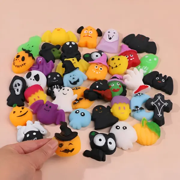 Halloween Squishy Toys 30pcs – Cute Pumpkin & Ghost Party Favors