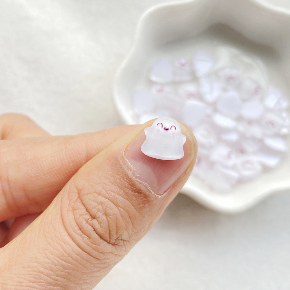 50Pcs Mini Halloween Ghost Flat Back Charms for DIY Crafts & Nail Art - Image 2