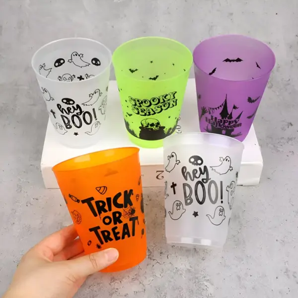 Halloween Skull Plastic Cups – 16pcs Reusable Party Drinkware
