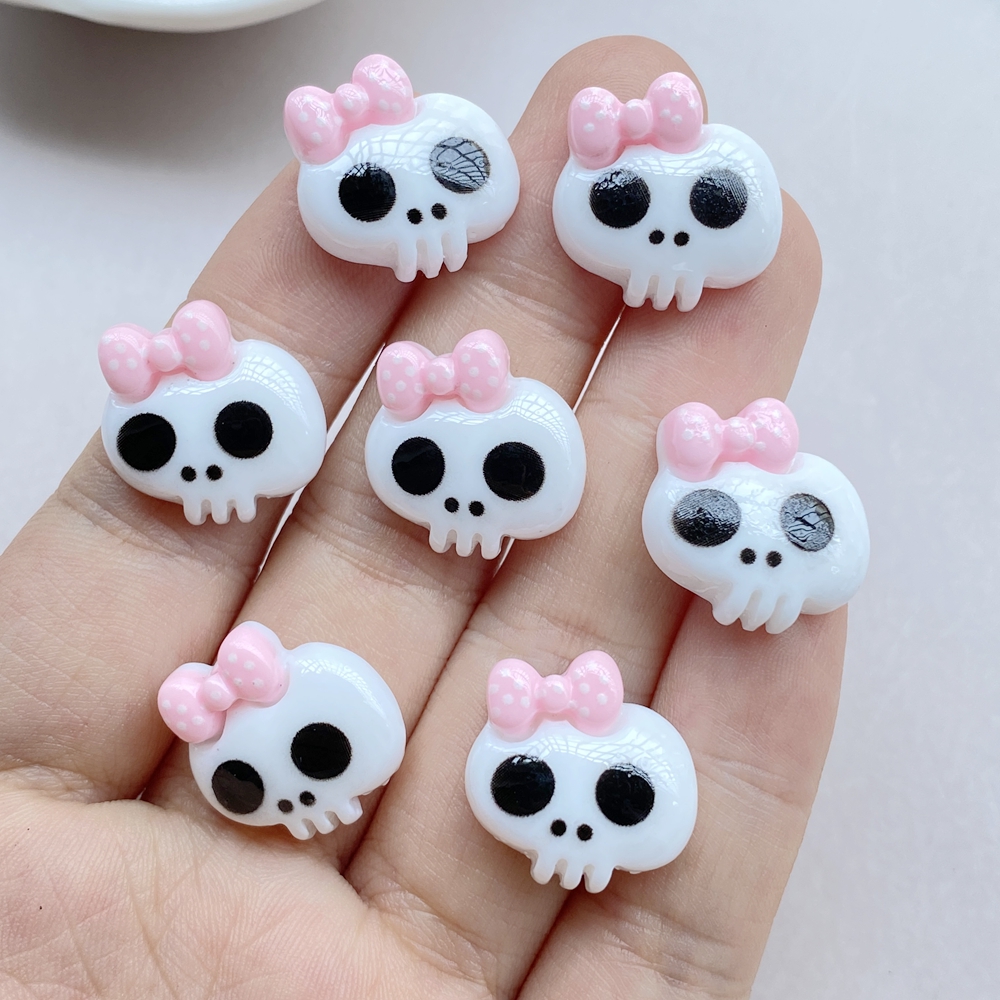 20pcs Cute Resin Halloween Skull Charms for DIY Crafts & Jewelry - Image 3