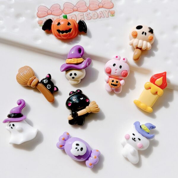 10pcs Mini Halloween Cartoon Resin Cabochons for Crafts & DIY Decorations