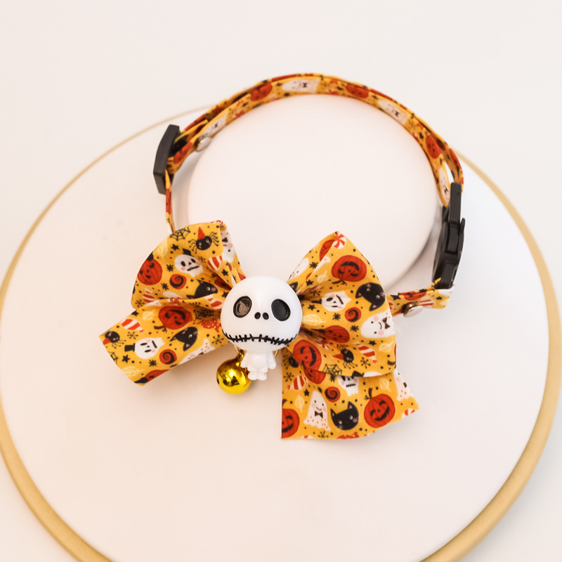 Halloween Cat Collar with Pumpkin Bowtie and Safety Buckle - Image 6