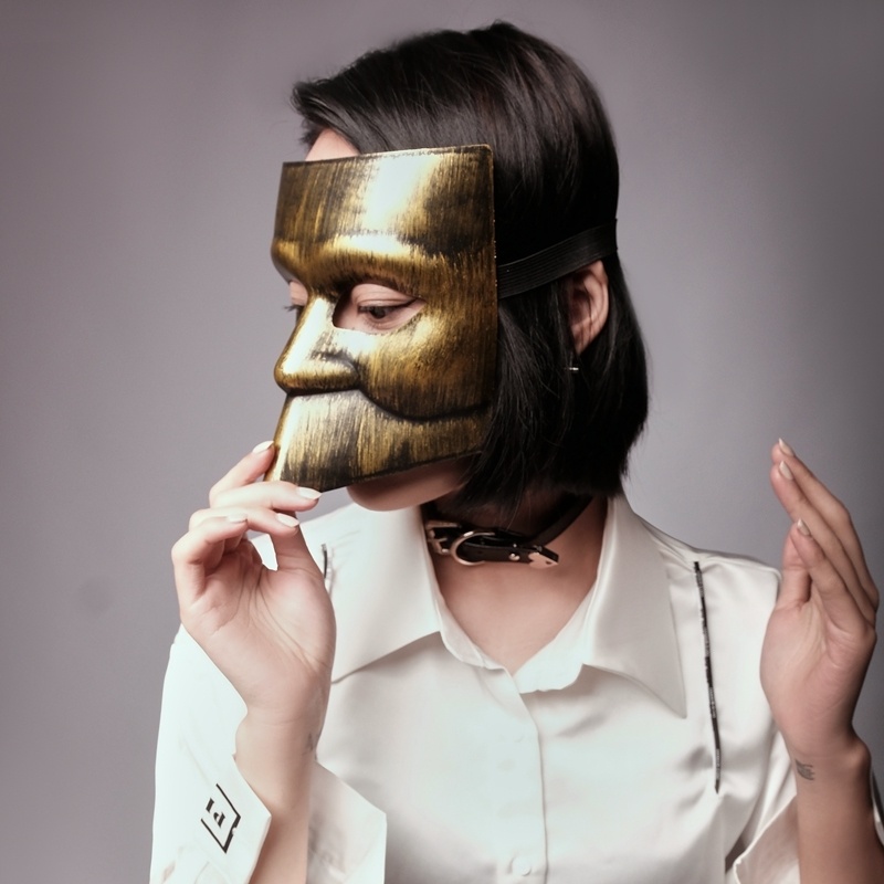 Golden Square Face